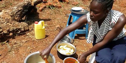 非洲人生孩子视频,见证生命诞生的温馨瞬间