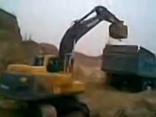 挖掘机视频表演拆楼挖掘机,震撼视觉盛宴