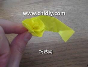 礼物包装纸方法视频,跟随视频学习精美礼物包装技巧