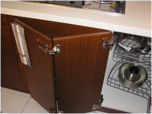 橱柜铰链安装视频,轻松掌握家居装修技巧